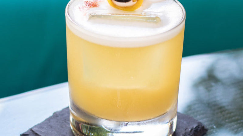 How to Make a Classic Whisky Sour - Delicious Simplicity